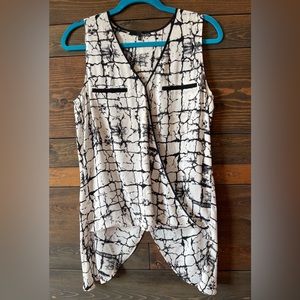Ro & De black and white wraparound tank blouse inspired   Size S